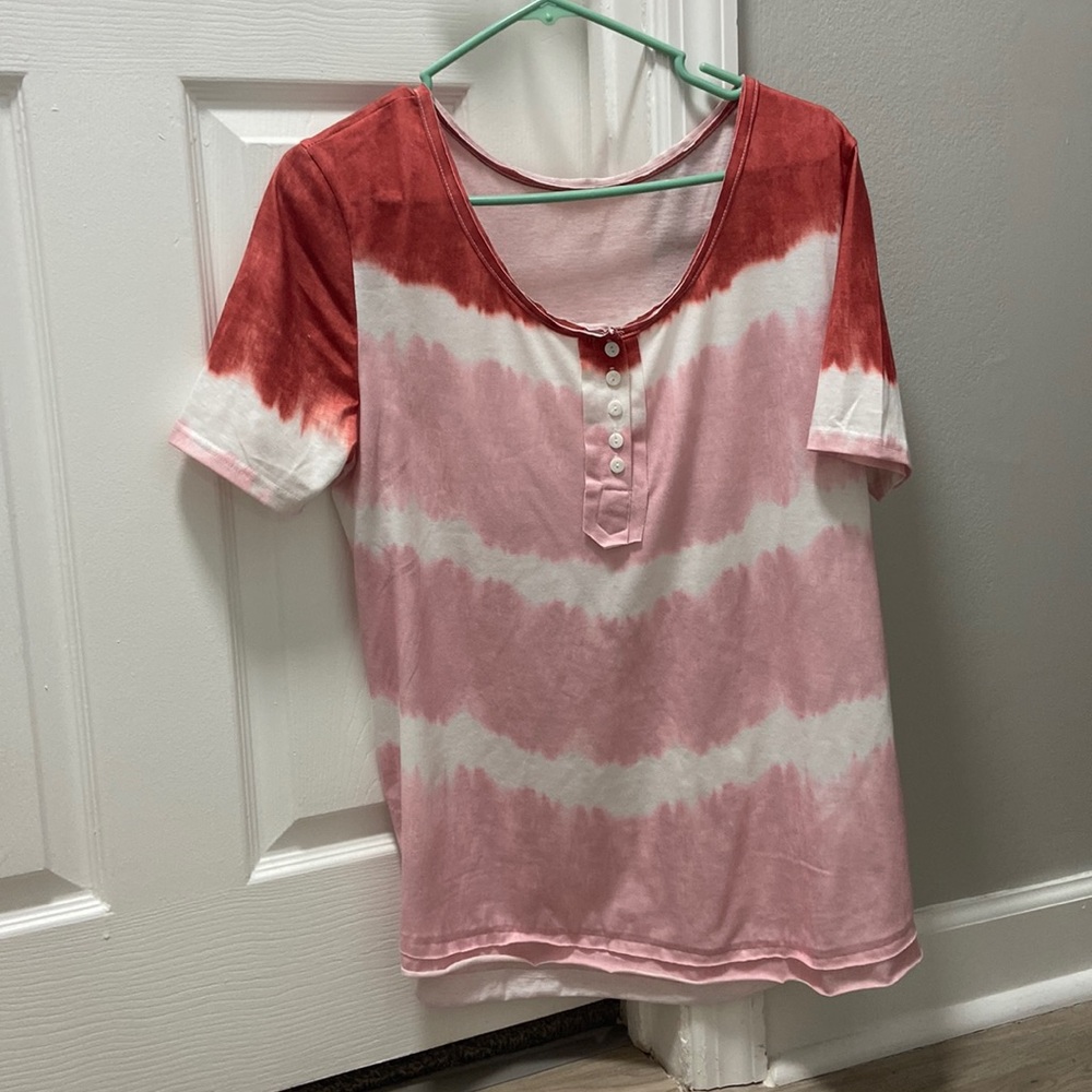 Women’s short sleeve shirt